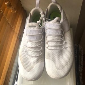 nike free run elastic